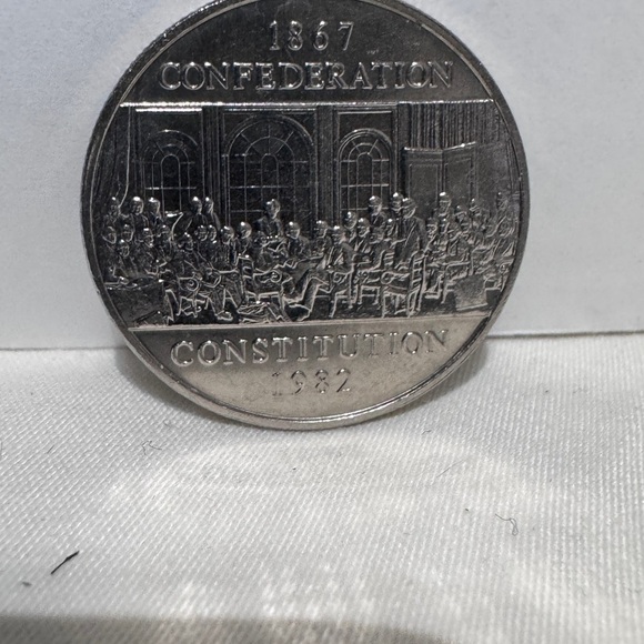 ✨ Rare 1867 Confederation Coin made in 1982 - Picture 2 of 13